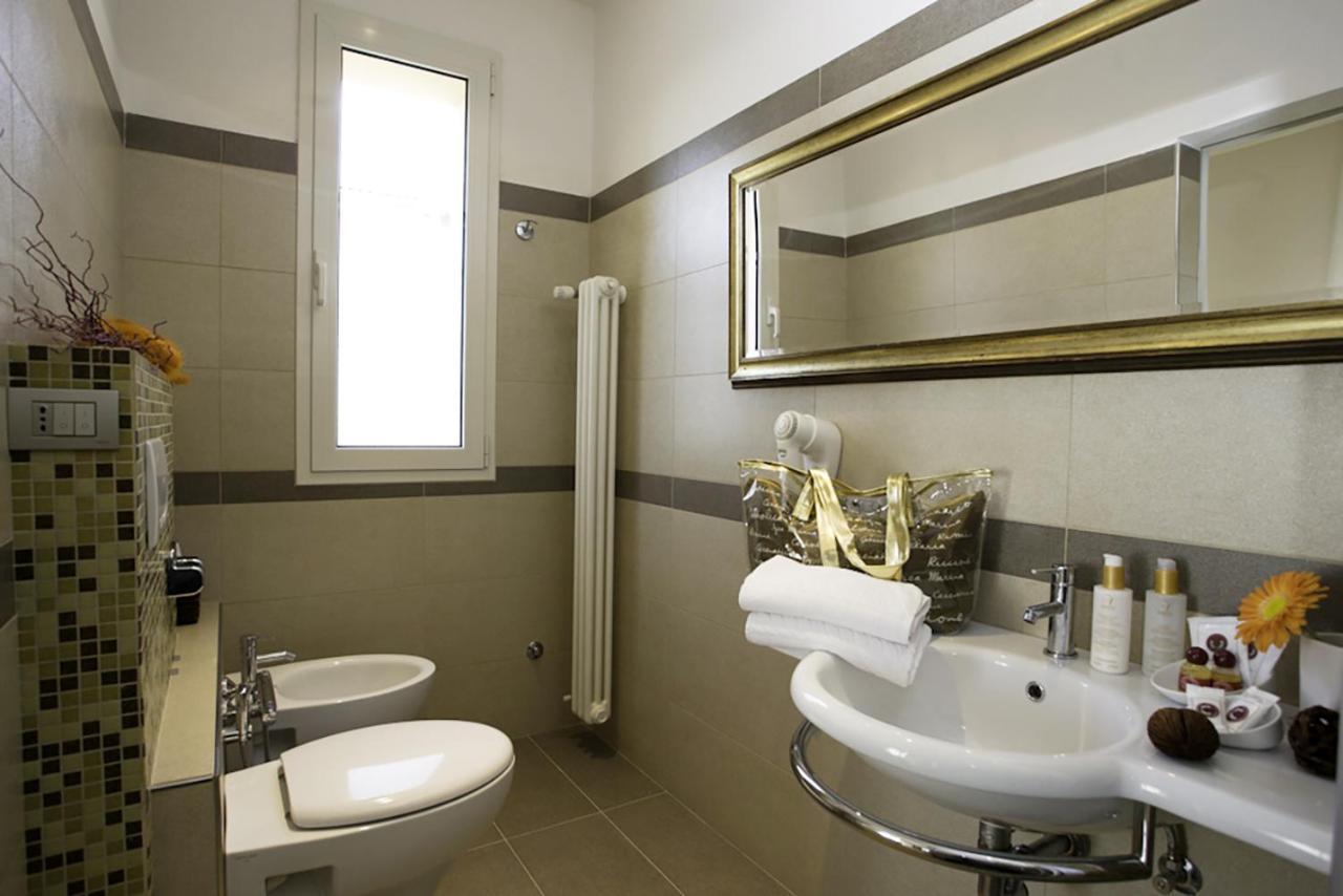 Hotel Villa Irma Rimini Esterno foto