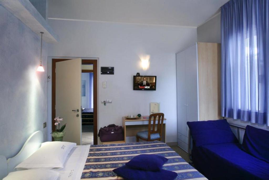 Hotel Villa Irma Rimini Esterno foto